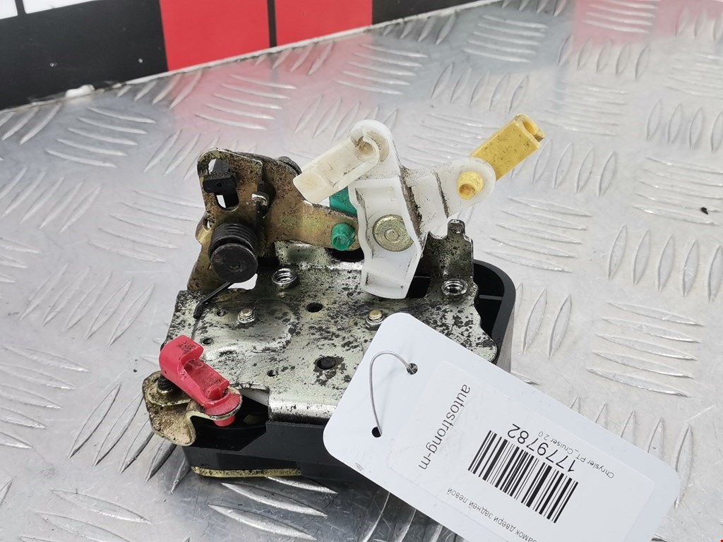 Замок двери задней левой CHRYSLER PT Cruser 2000-2010