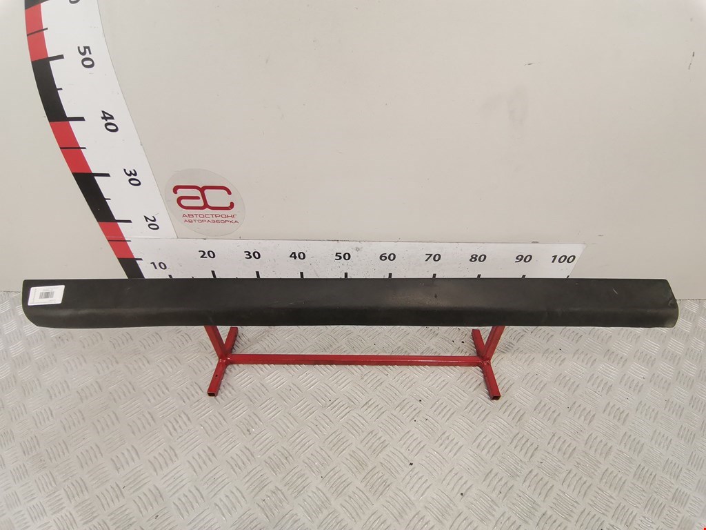 Накладка (молдинг) двери передней левой Volkswagen Passat 5 (1996-2000)