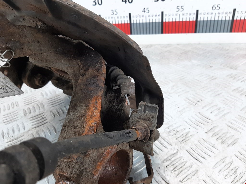 Ступица передняя левая VOLKSWAGEN Polo IV 2001-2009