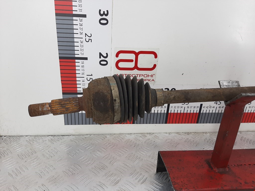 Полуось (привод, приводной вал) передняя правая NISSAN Note E11 2005-2014