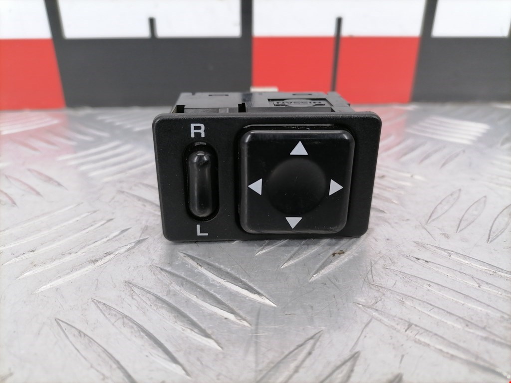 Блок управления зеркалами SUBARU Impreza 1992-2000