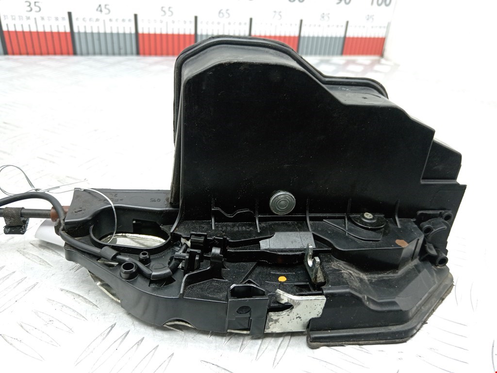 Замок двери задней левой BMW 7er 7 серия F01/F02/F04 2008-2015