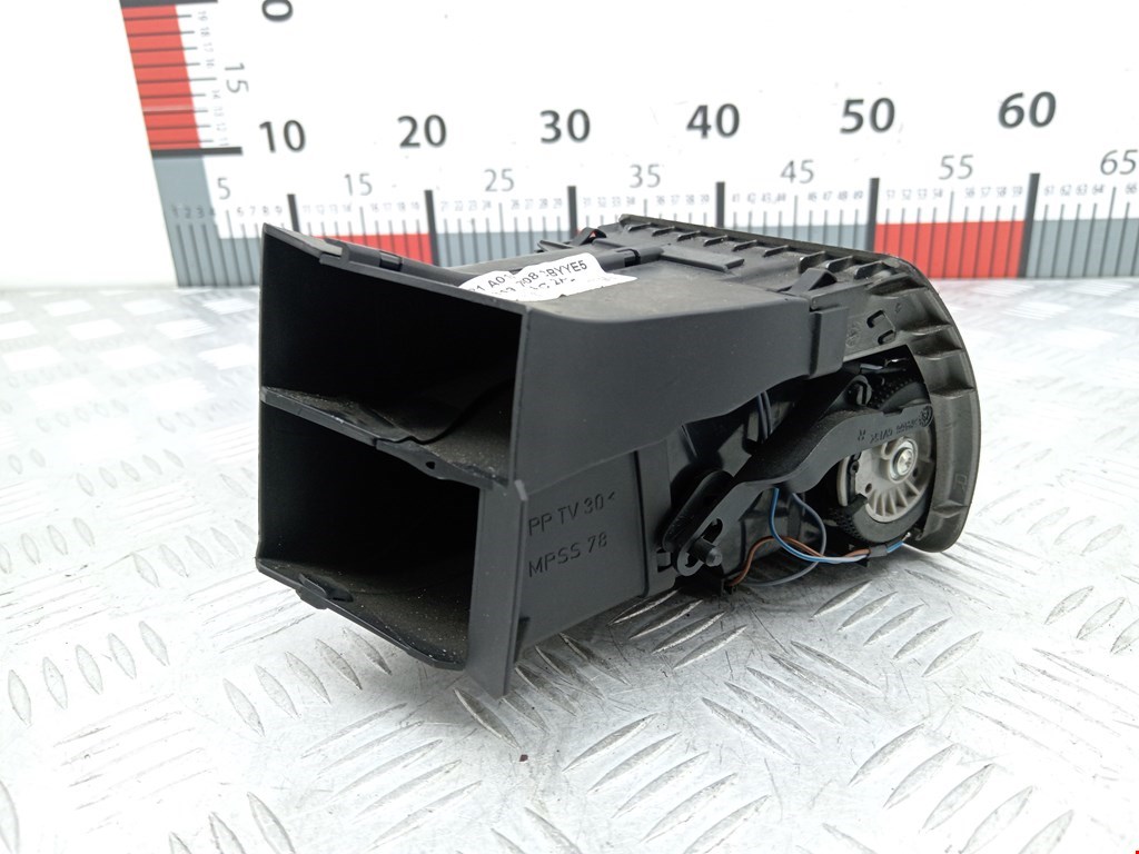 Дефлектор воздушный SEAT Alhambra 1996-2010