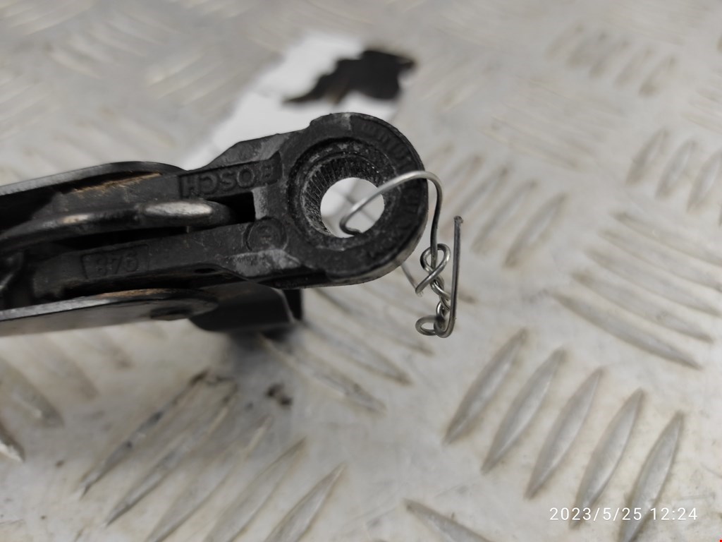 Поводок дворника задний (заднего) FORD Focus I 1998-2005