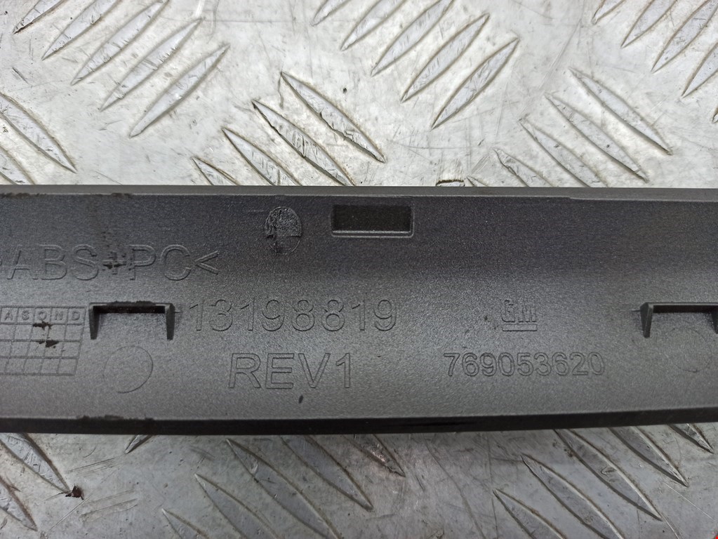 Накладка декоративная OPEL Vectra Vectra C 2002-2008