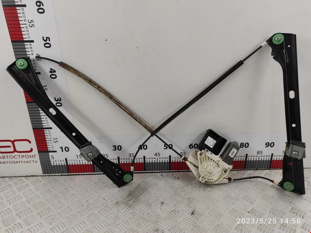 Стеклоподъемник передний правый VOLKSWAGEN Golf V 2003-2009