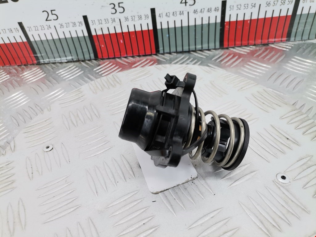 Корпус термостата BMW 1er E81\E87 2004-2011