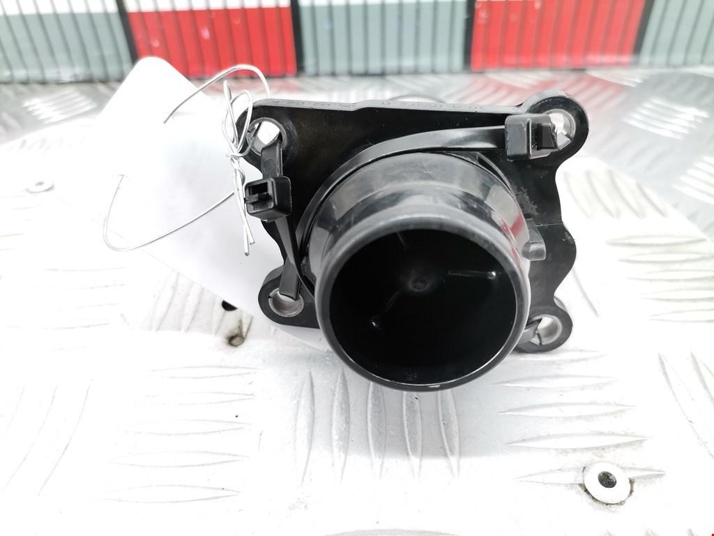 Корпус термостата BMW 1er E81\E87 2004-2011