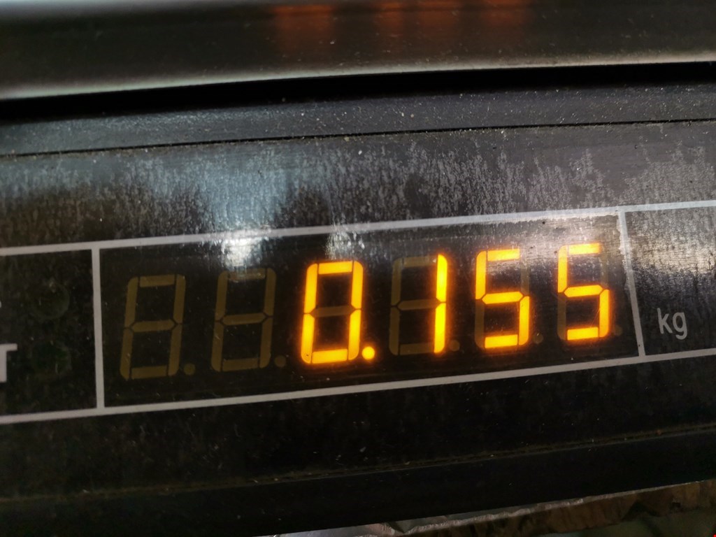 Кронштейн заднего бампера левый правый VOLKSWAGEN Touareg 2002-2010