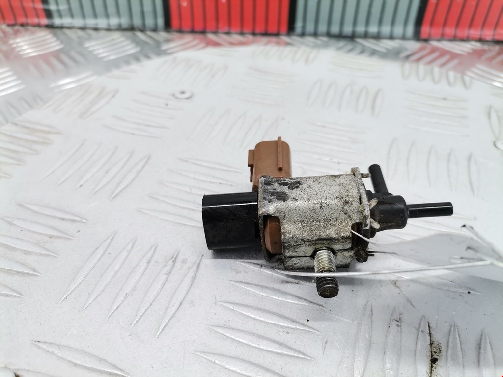 Клапан воздушного фильтра Ford Ranger 2 (2006-2011)