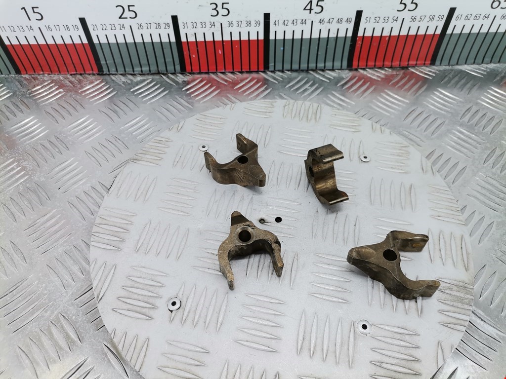 Кронштейн форсунки BMW 1er E81\E87 2004-2011