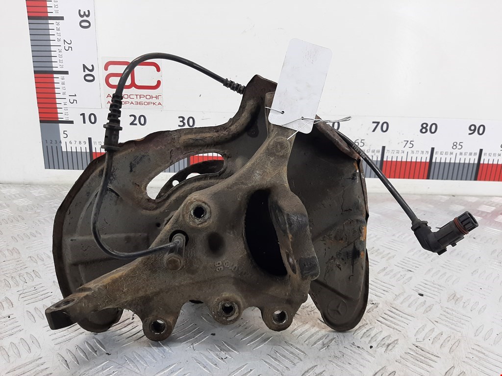 Ступица передняя левая MERCEDES-BENZ CLC-Class CL203 2008-2011