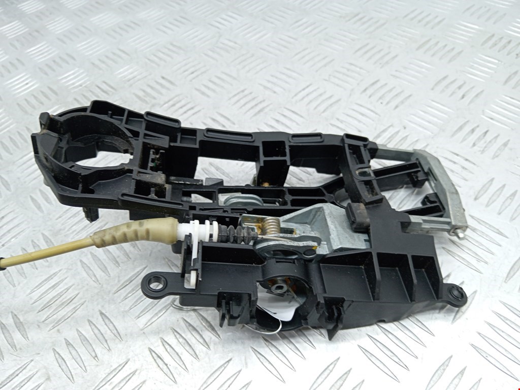 Кронштейн ручки BMW 7er 7 серия F01/F02/F04 2008-2015