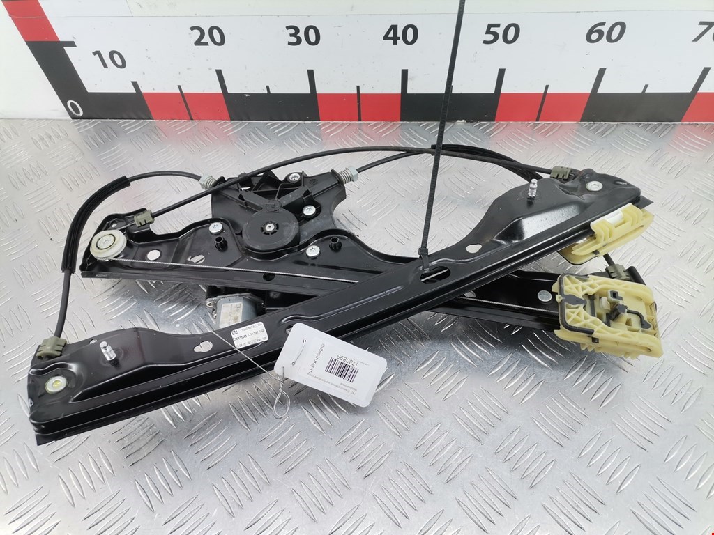 Стеклоподъемник передний левый OPEL Astra K 2015-2021