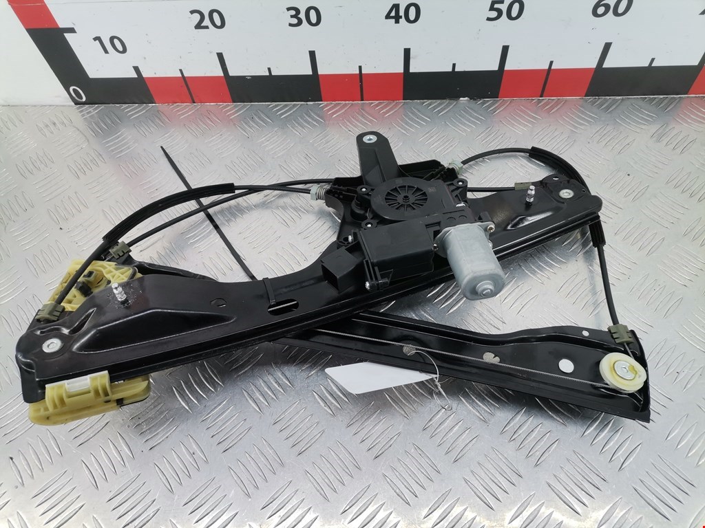 Стеклоподъемник передний левый OPEL Astra K 2015-2021