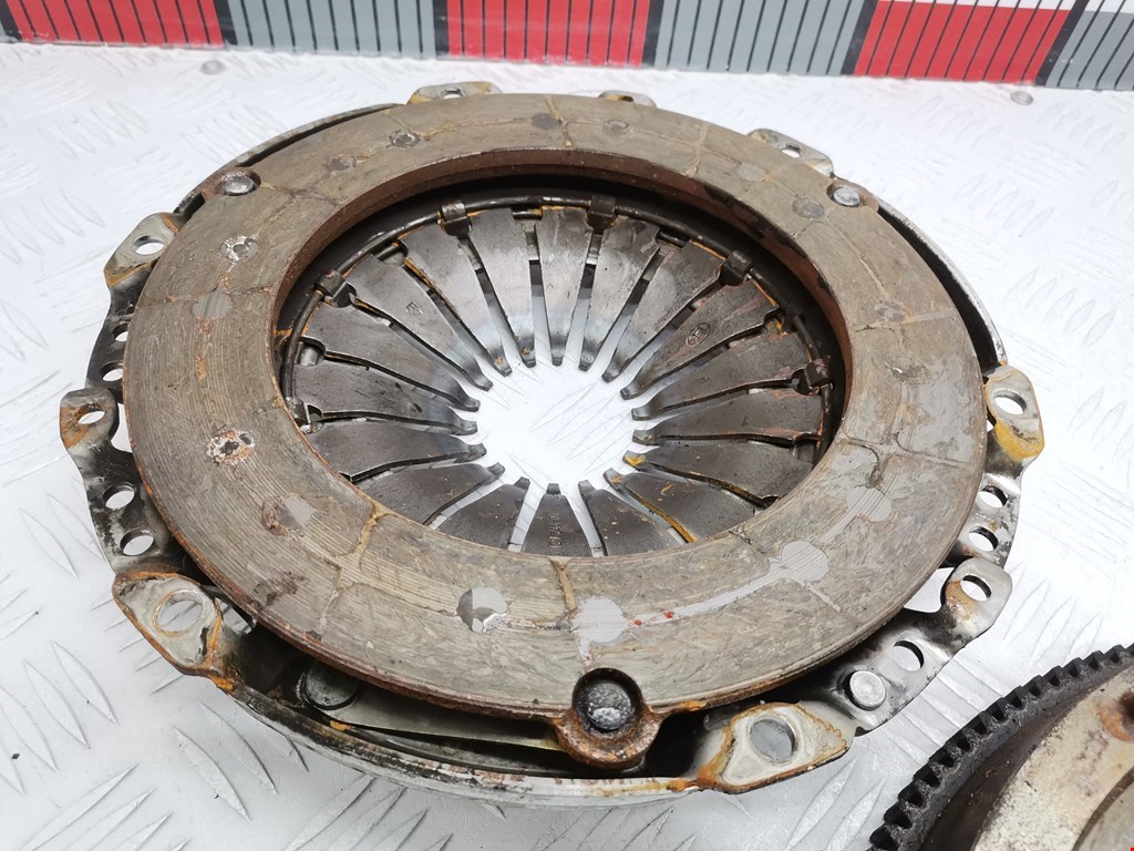 Маховик (демпфер сцепления) SUZUKI SX4 2006-2014