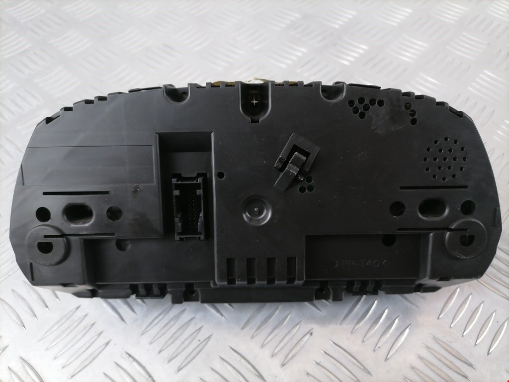 Панель приборов (щиток) BMW 1er E81\E87 2004-2011