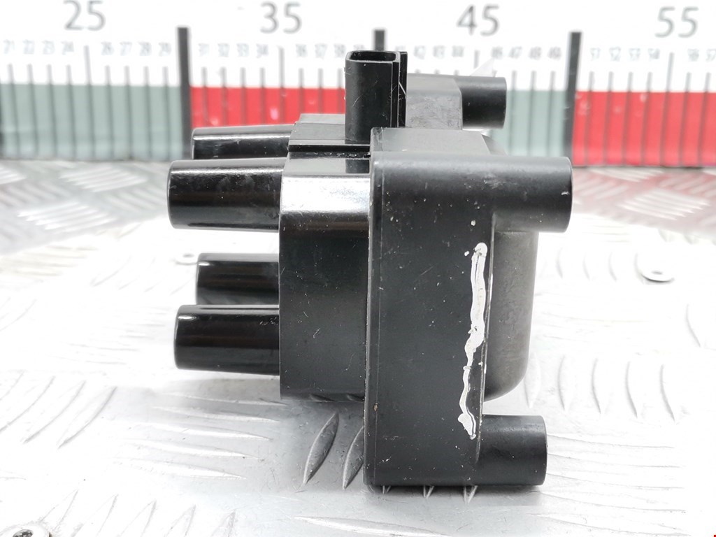 Катушка зажигания FORD Fiesta 2008-2012