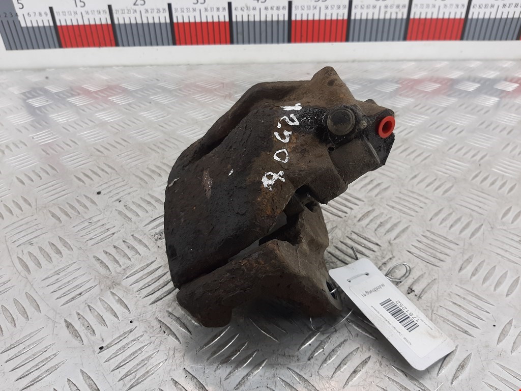 Суппорт передний правый AUDI A4 B6 2001-2005