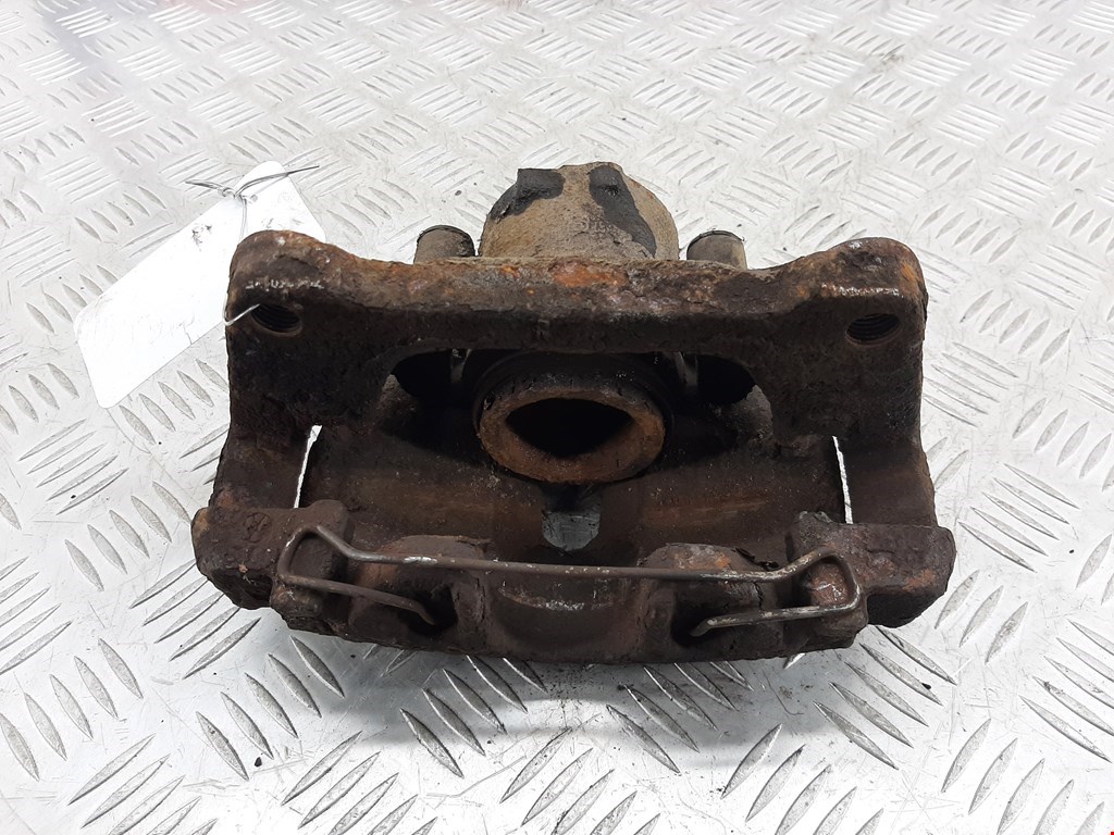 Суппорт передний правый AUDI A4 B6 2001-2005