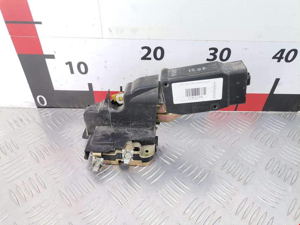 Замок двери передней правой MITSUBISHI Space Star 1999-2006