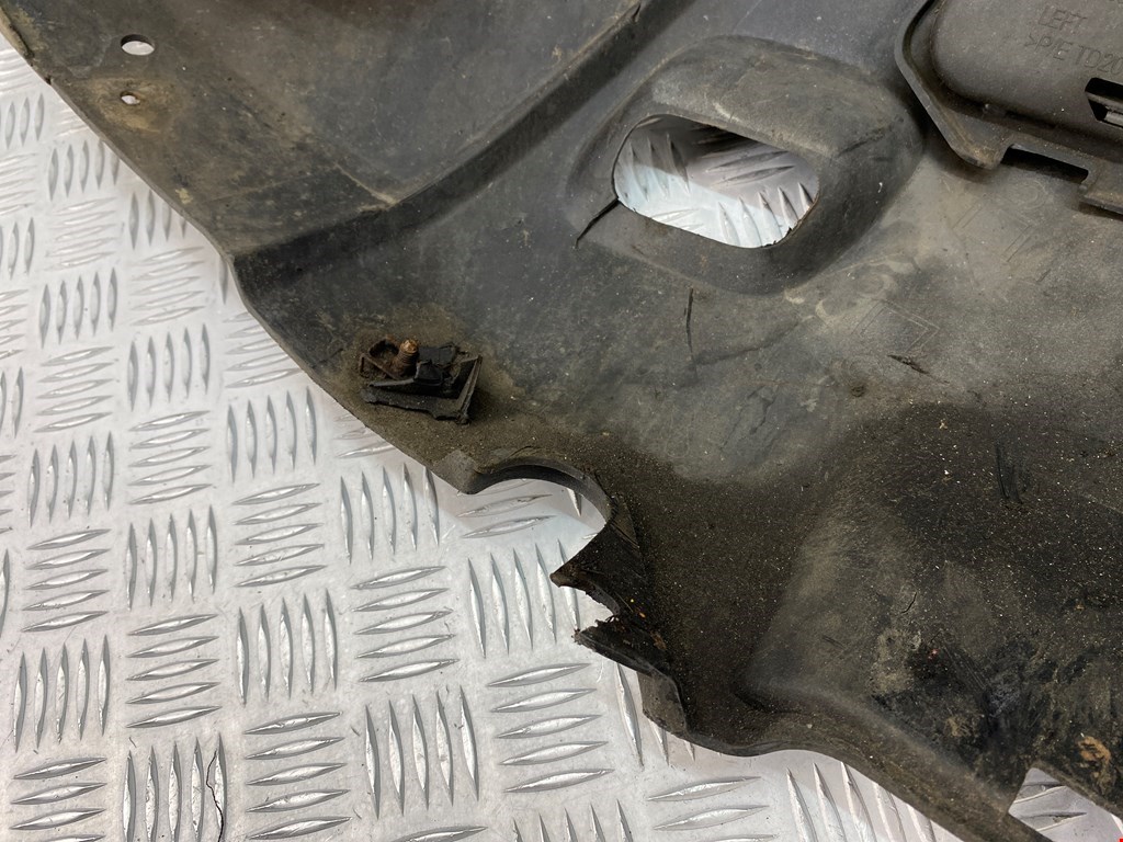 Бампер передний DACIA Duster Duster I 2010-2017