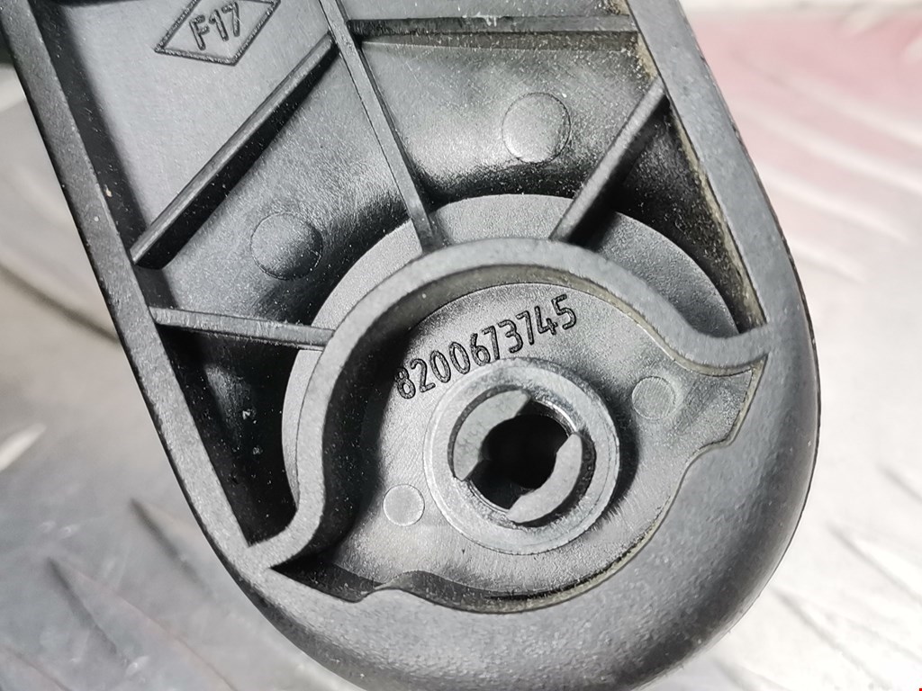 Ручка стеклоподъемника DACIA Sandero 2008-2012