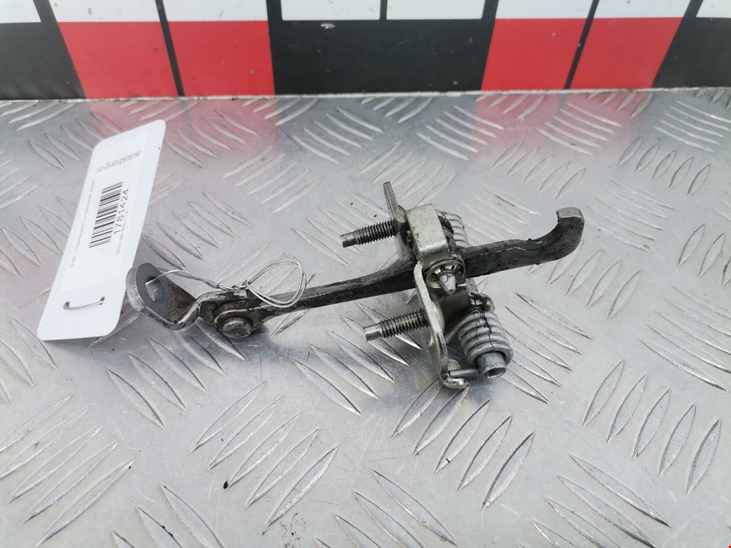 Ограничитель открывания двери DACIA Sandero 2008-2012