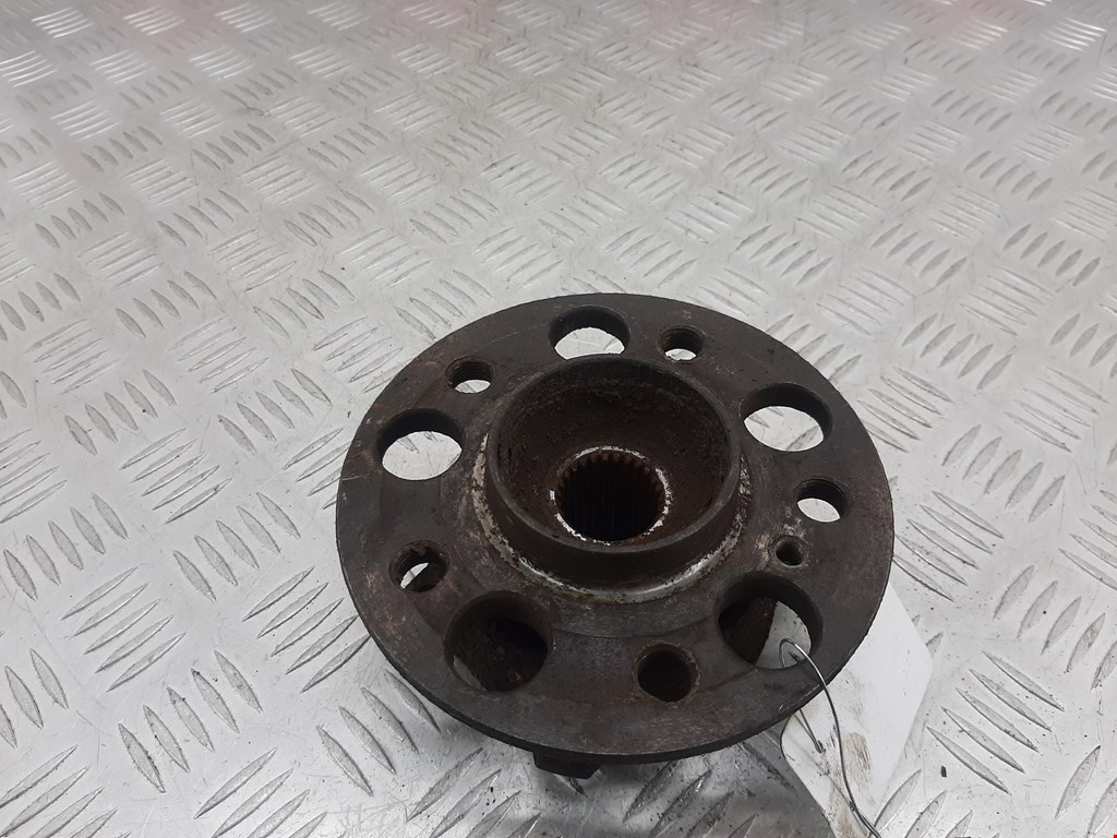 Ступица задняя левая MERCEDES-BENZ C-Class C-klasse W204 2007-2015