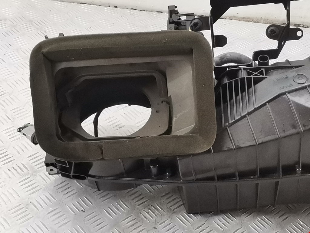 Испаритель кондиционера VOLKSWAGEN Golf V Plus 2004-2009