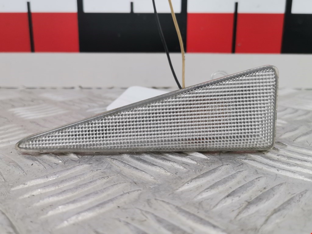 Повторитель на крыло RENAULT Scenic II 2003-2010