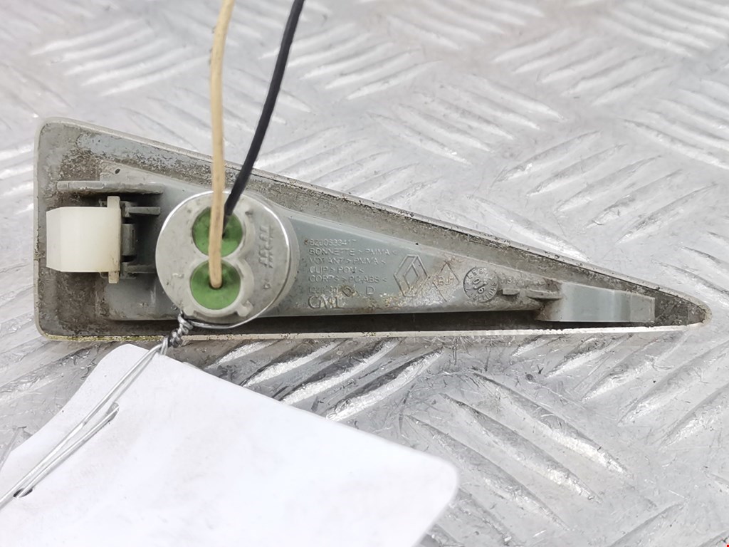 Повторитель на крыло RENAULT Scenic II 2003-2010