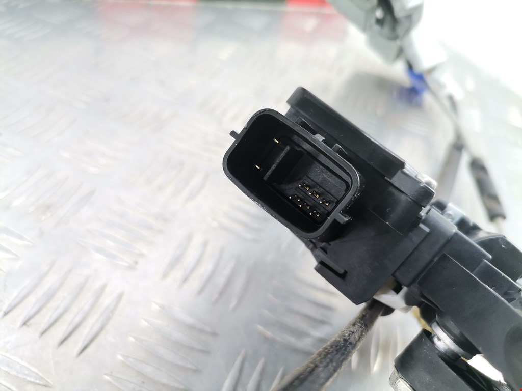 Стеклоподъемник передний правый RENAULT Koleos HY 2008-2016