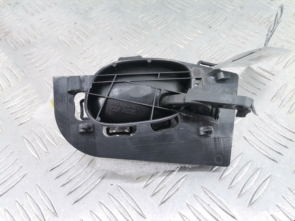 Ручка дверная передняя внутренняя левая PEUGEOT 206 1998-2012