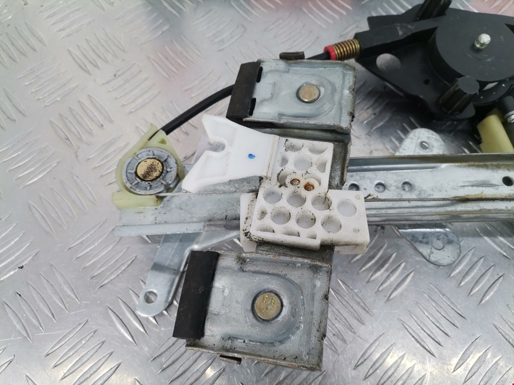 Стеклоподъемник передний правый FORD Fusion 2002-2012