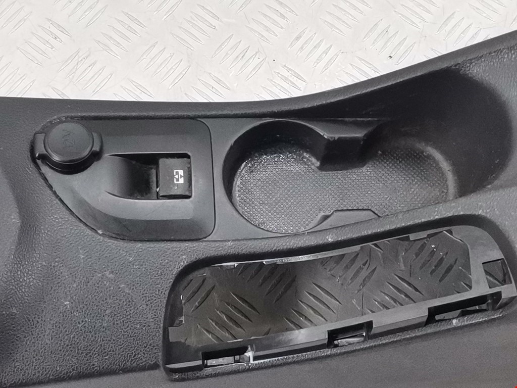 Подлокотник в салон PEUGEOT 308 2007-2015