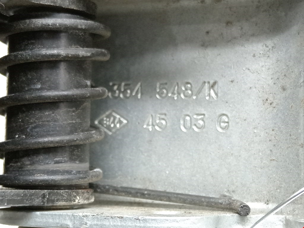 Ролик двери сдвижной (левый/правый средний верхний/нижний) RENAULT Kangoo 1997-2008