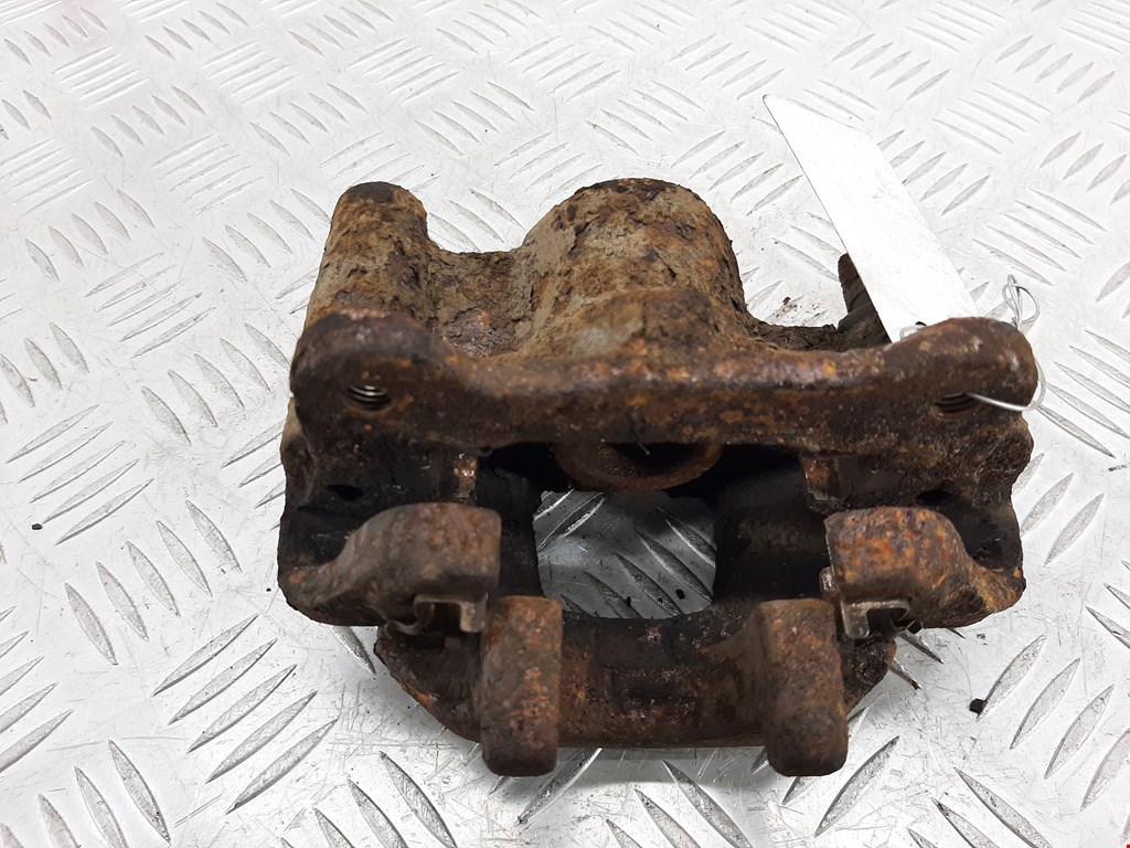 Суппорт задний левый TOYOTA Prius II XW20 2003-2012