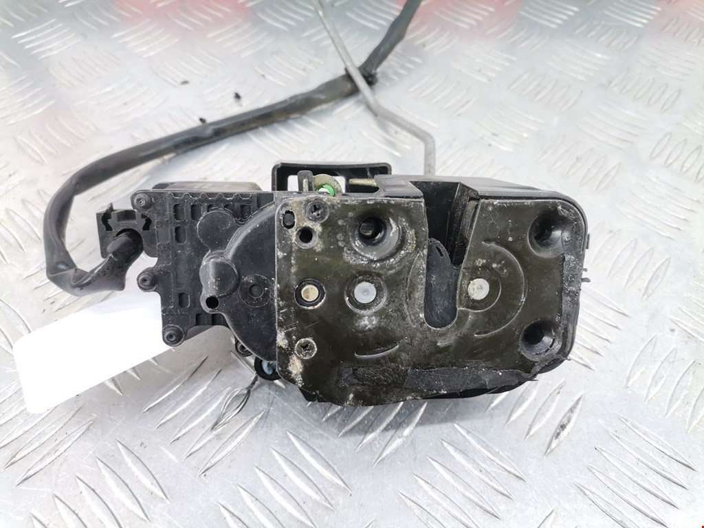 Замок двери передней правой MAZDA Xedos 6 1992-1999