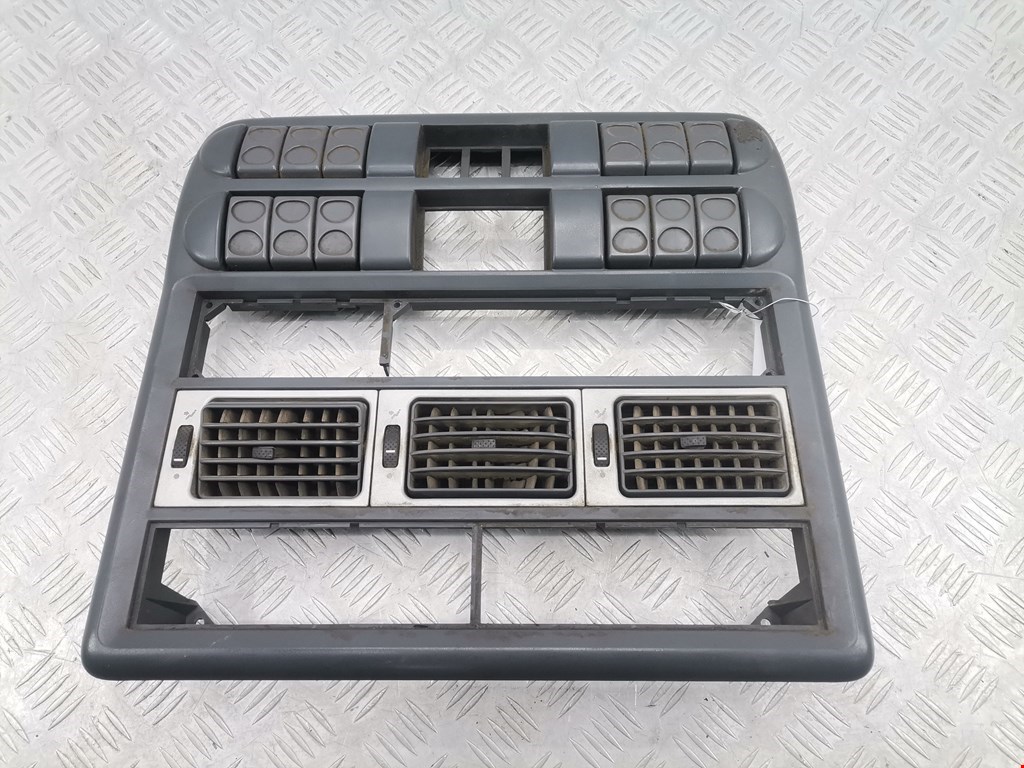 Дефлектор воздушный IVECO EuroCargo II 2003-2008