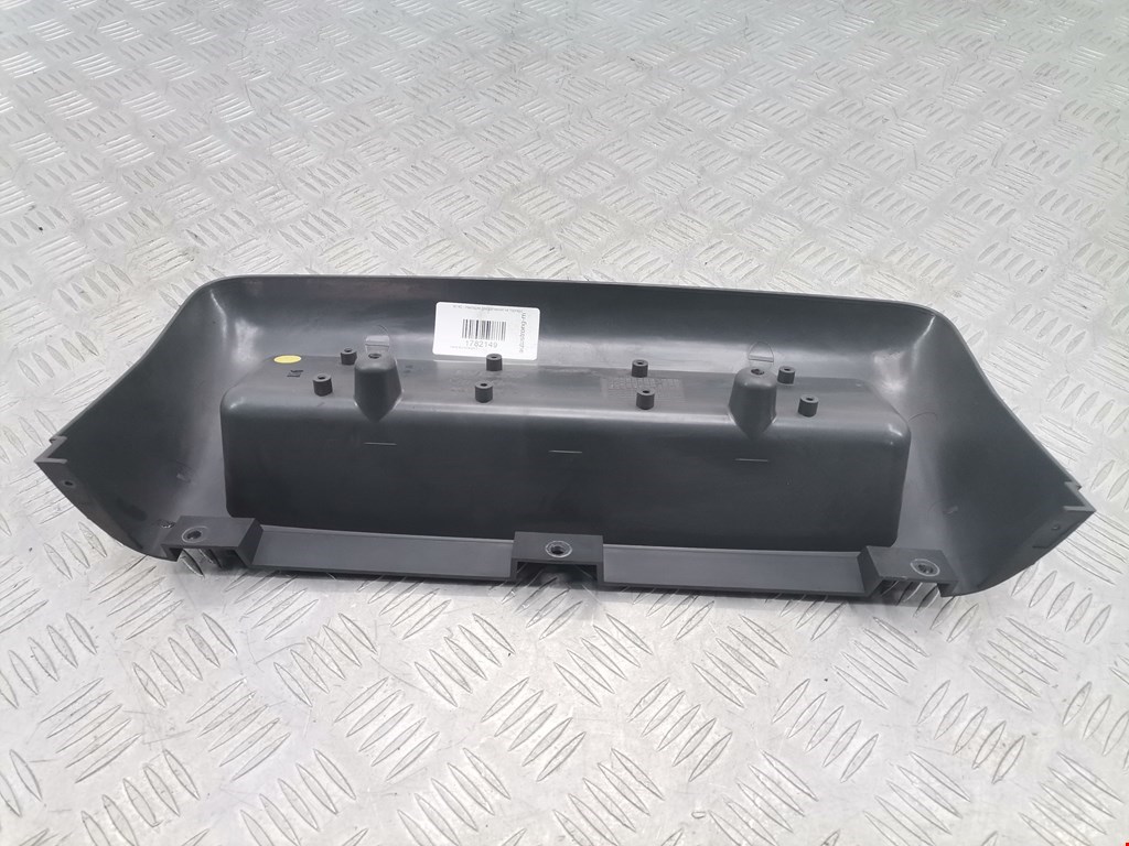 Накладка декоративная IVECO EuroCargo II 2003-2008