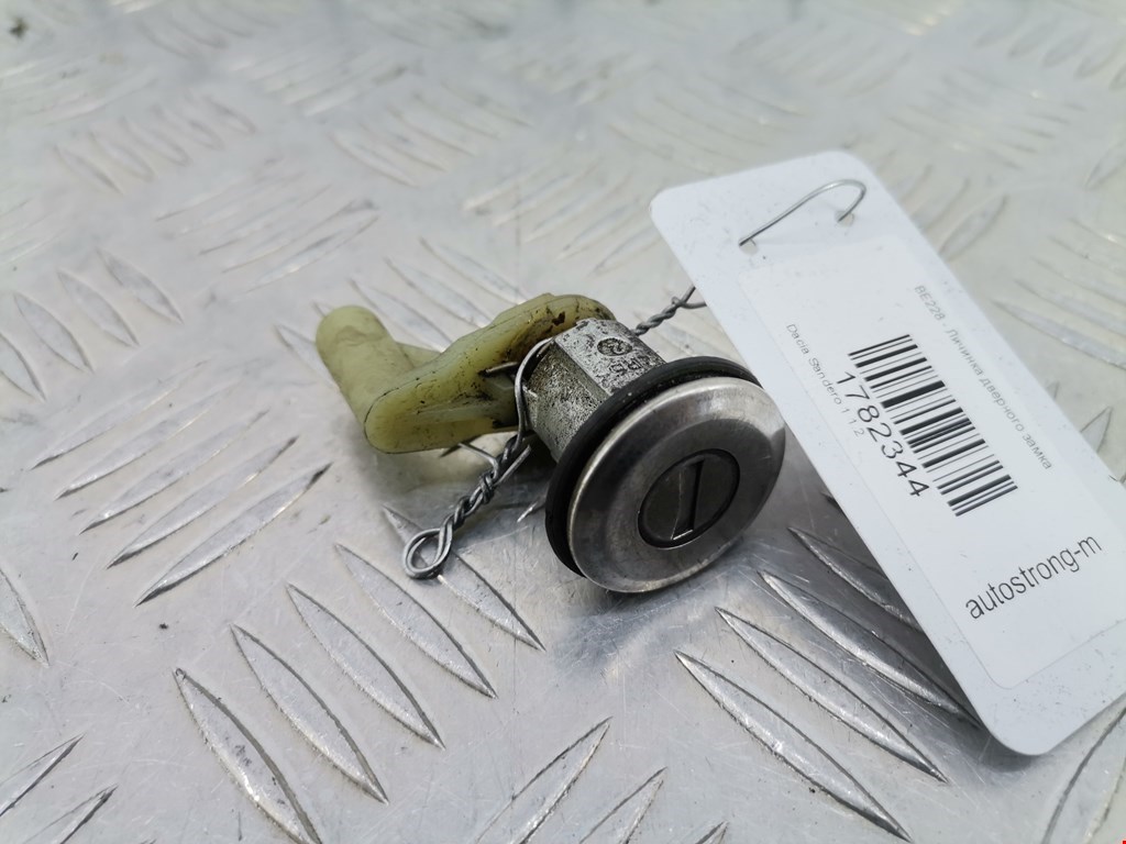 Вставка замка багажника DACIA Sandero 2008-2012