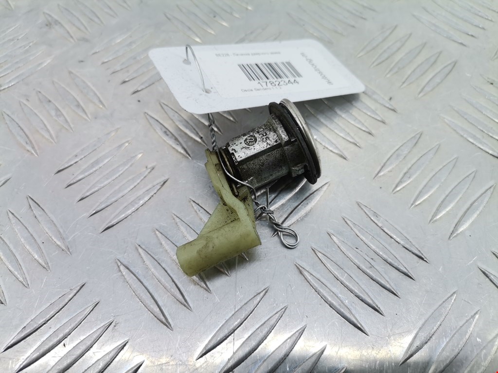 Вставка замка багажника DACIA Sandero 2008-2012