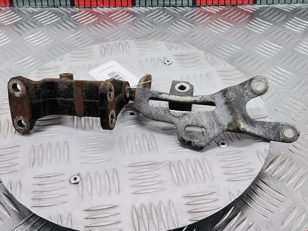 Кронштейн генератора OPEL Agila B 2007-2015