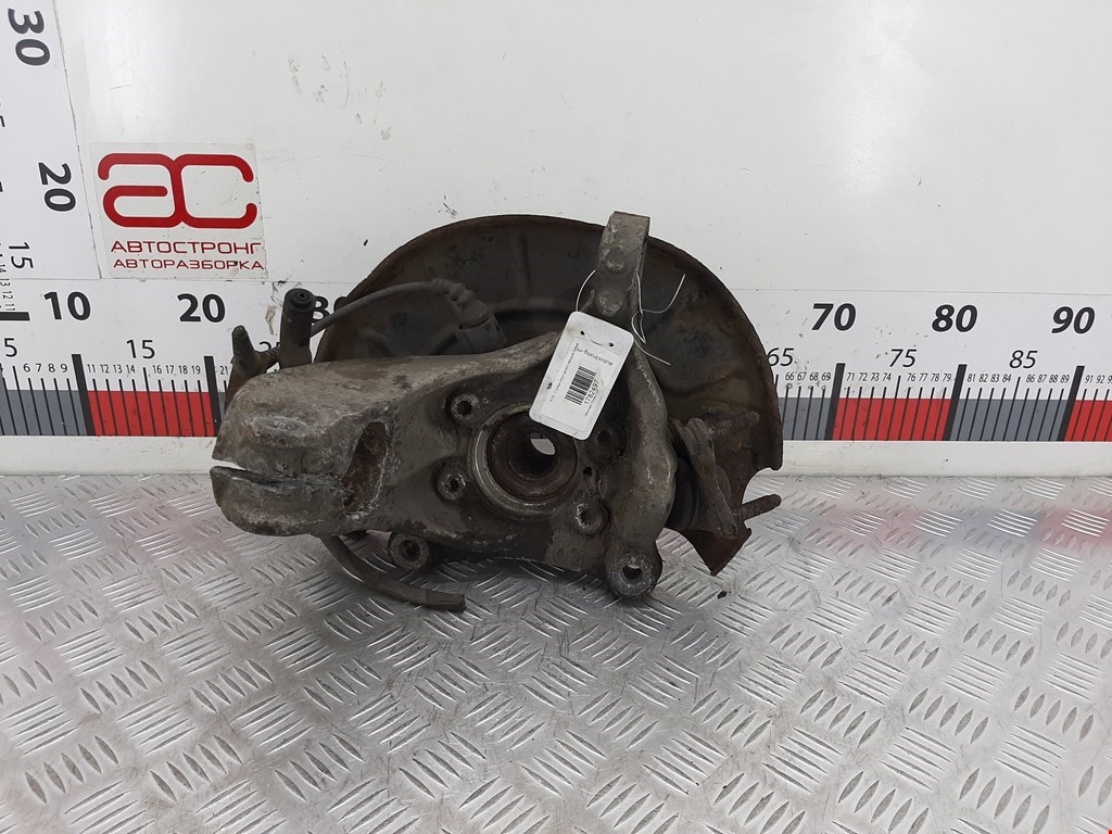 Ступица передняя правая VOLKSWAGEN Passat B6 2005-2011