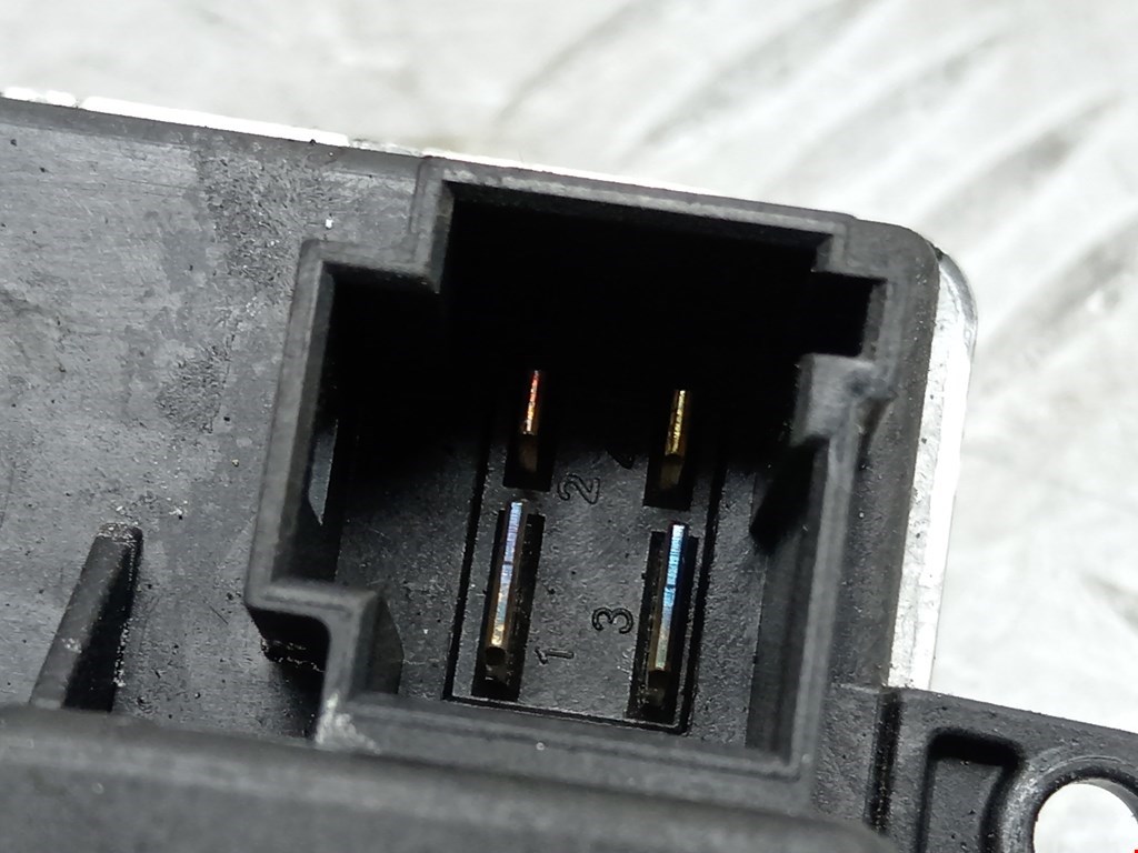 Резистор отопителя (сопротивление печки) BMW 5er 5 серия F10/F11/F07 2009-2017