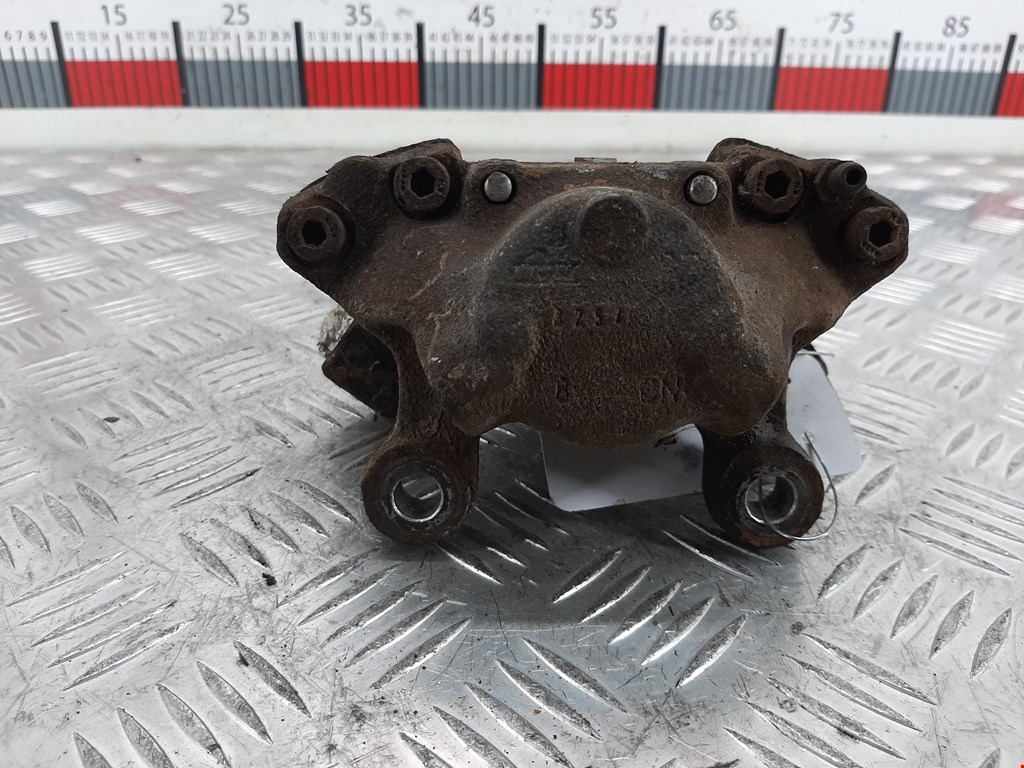 Суппорт задний левый VOLVO S70 1997-2000