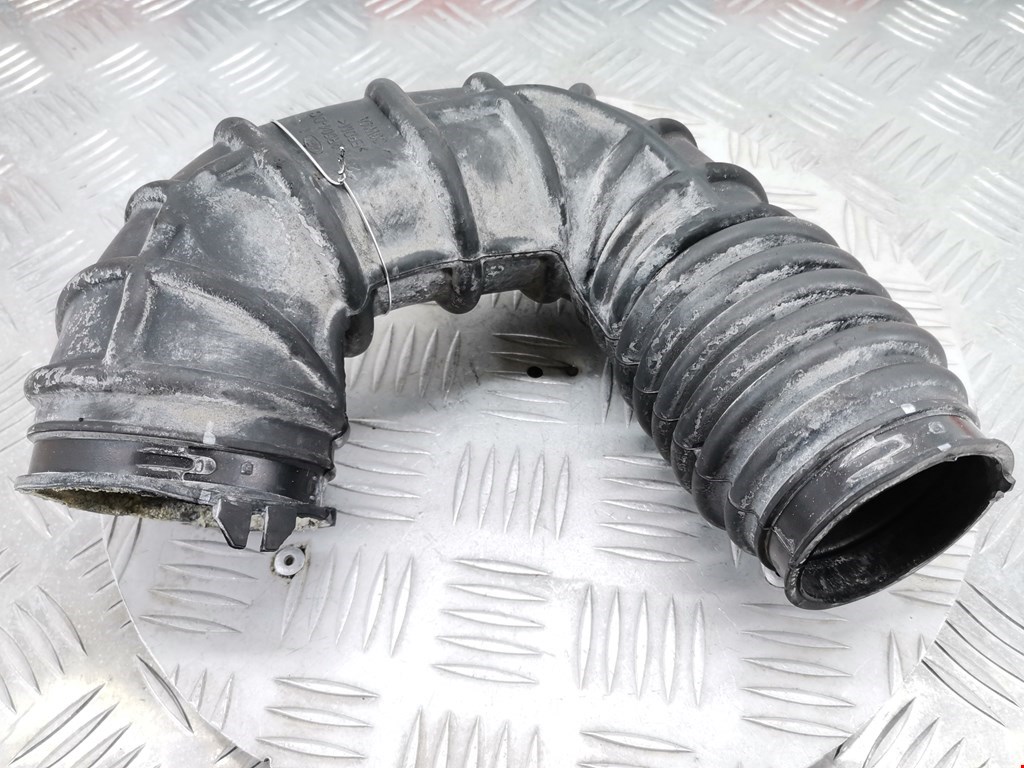 Патрубок воздушного фильтра FORD Fiesta 2001-2008