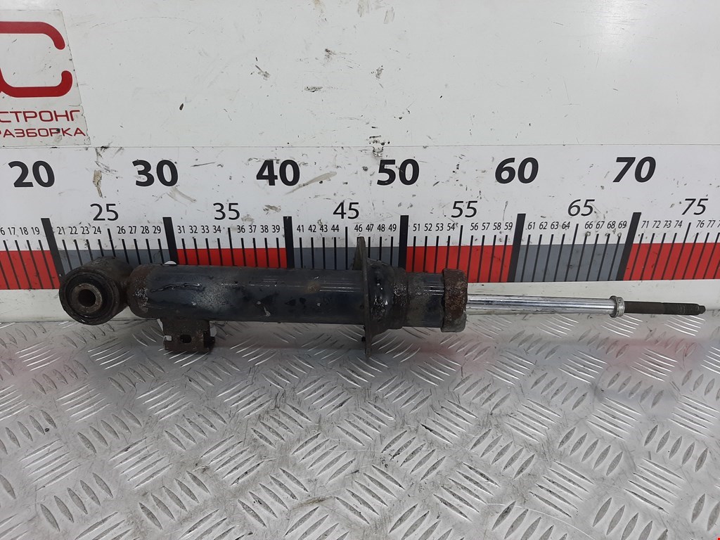 Амортизатор передний левый MITSUBISHI L200 KB 2006-2015