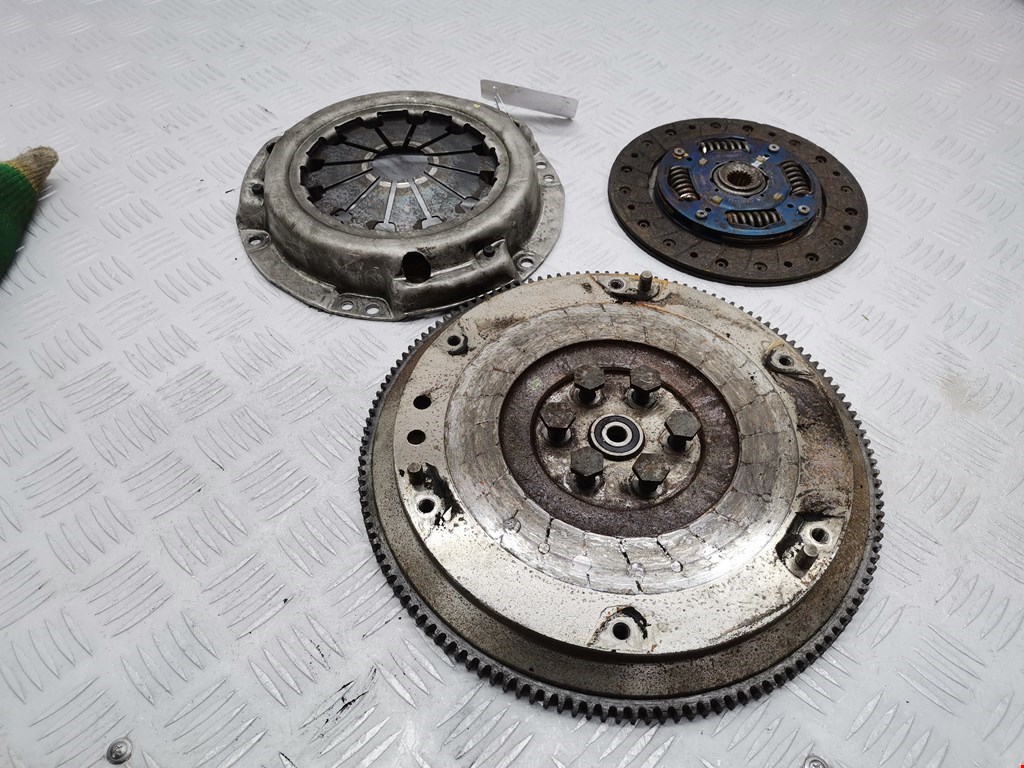 Маховик (демпфер сцепления) OPEL Agila A 2000-2007